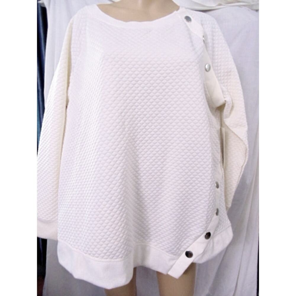 New Off White Button Embellished Quilted Sweatshirt Sweater Top Womens XL 1X